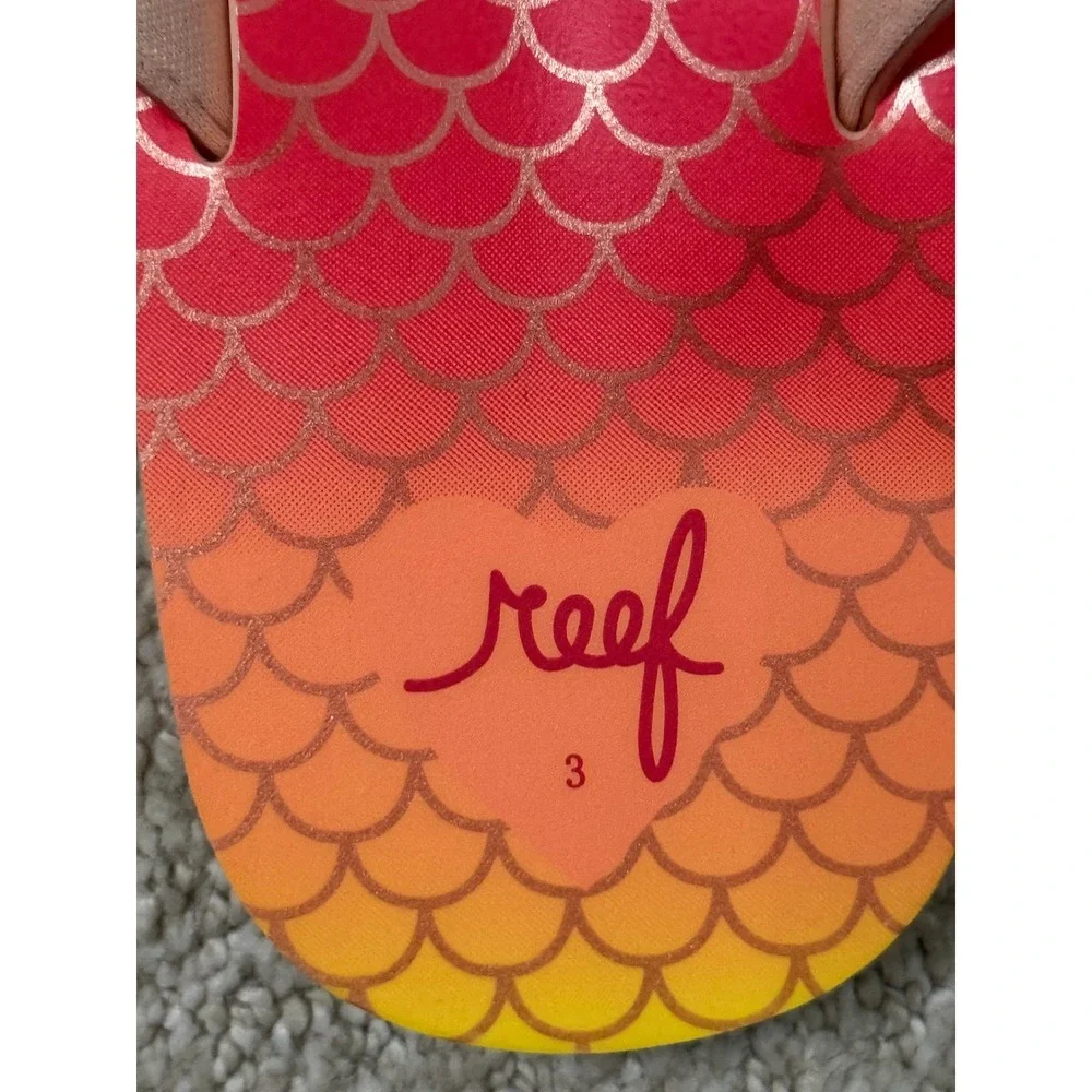 Reef Girls Mermaid Scale Flip Flop Sandals Rose Gold Ombre Pink Purple Size 3